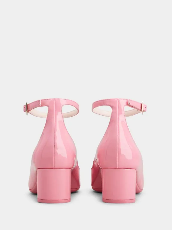 Roger Vivier Ankle Strap U Look Pumps in patent leather Best
