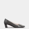 Roger Vivier Belle Vivier Pumps in patent leather New
