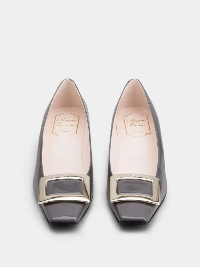 Roger Vivier Belle Vivier Pumps in patent leather New