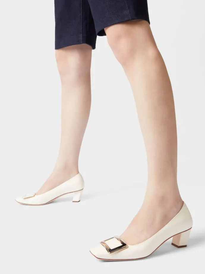 Roger Vivier Belle Vivier Pumps in patent leather Online