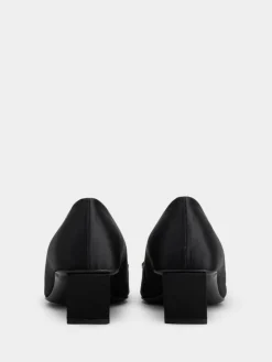 Roger Vivier Belle Vivier Pumps in satin Clearance