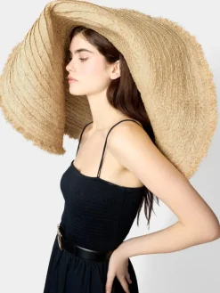 Roger Vivier Broche Vivier Hat in raffia New