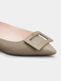 Roger Vivier Gommettine Ballerinas in leather Online