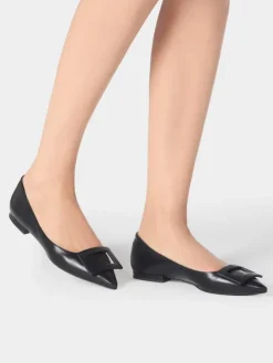 Roger Vivier Gommettine Ballerinas in leather Fashion