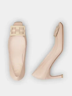 Roger Vivier Trompette Pumps in leather Hot