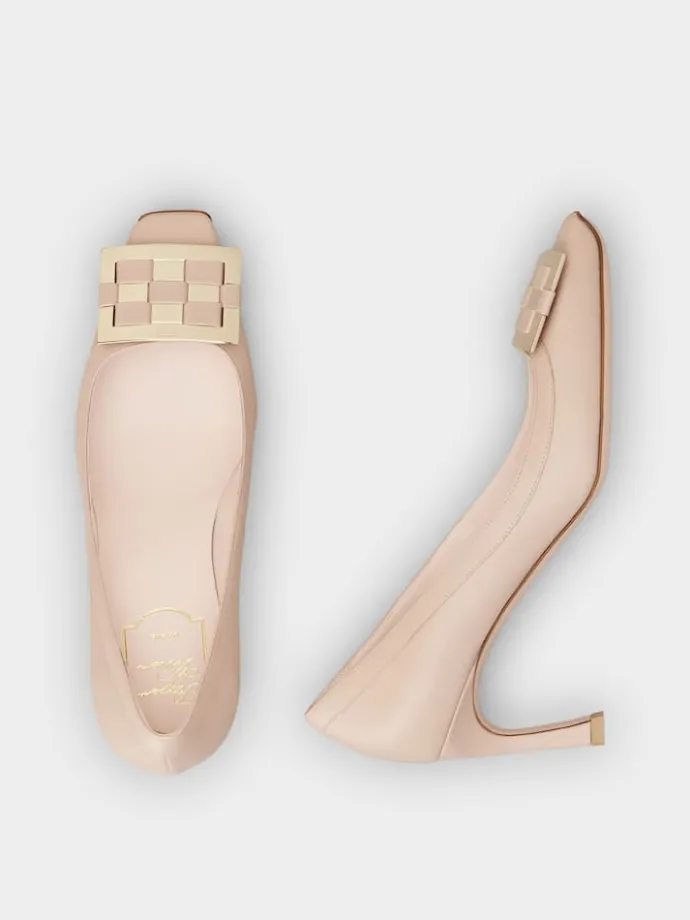 Roger Vivier Trompette Pumps in leather Hot
