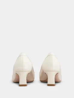 Roger Vivier Trompette Pumps in leather Fashion
