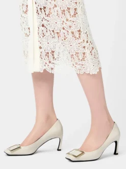 Roger Vivier Trompette Pumps in leather Fashion
