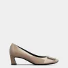 Roger Vivier Trompette Pumps in patent leather Outlet