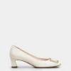 Roger Vivier Trompette Pumps in patent leather Sale