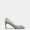 Roger Vivier Trompette Pumps in patent leather Clearance