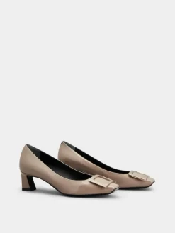 Roger Vivier Trompette Pumps in patent leather Outlet