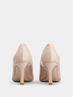 Roger Vivier Trompette Pumps in patent leather New