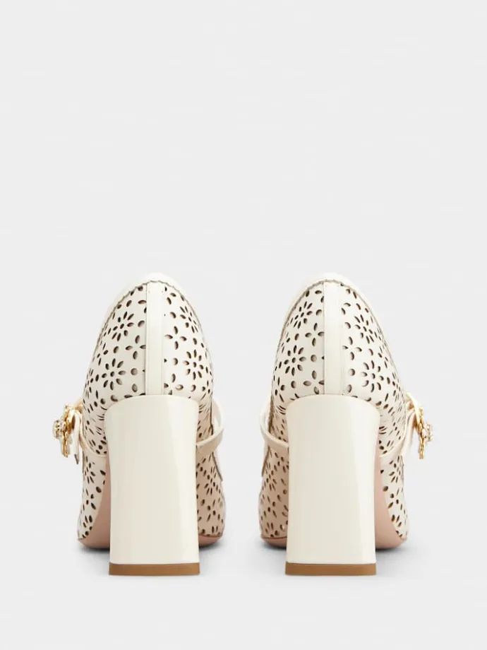 Roger Vivier Très Vivier Mary Jane Pumps in leather Fashion