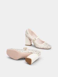 Roger Vivier Très Vivier Mary Jane Pumps in leather Fashion