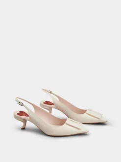Roger Vivier Virgule Slingback Pumps in patent leather Hot