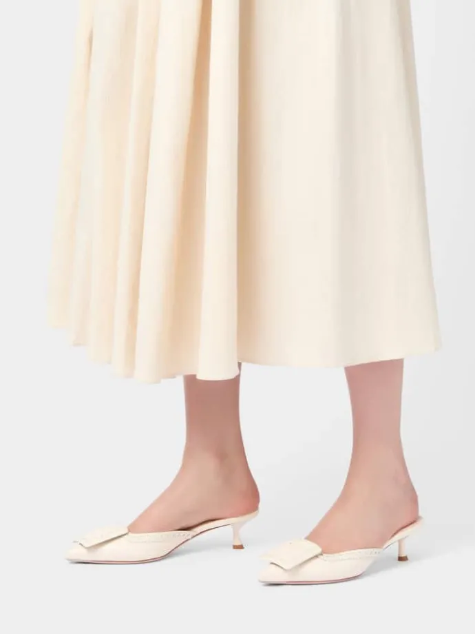 Roger Vivier Viv' in The City Mules in leather Hot