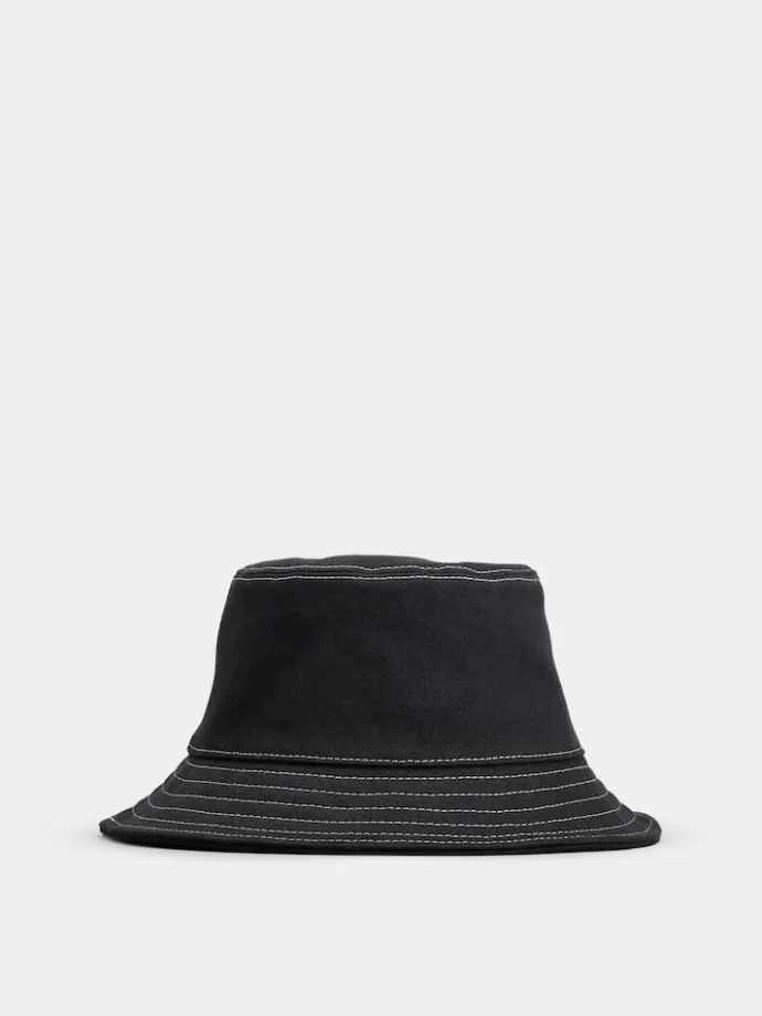 Roger Vivier Viv' Skate Bucket Hat in denim New